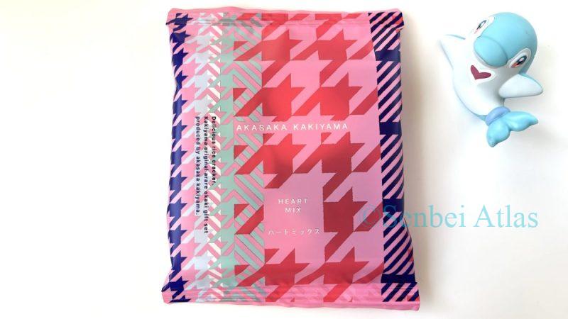 Packaging of Akasaka Kakiyama "Heart Mix"  (柿山のハートミックス)  with a Palafin (Irukaman) figure.