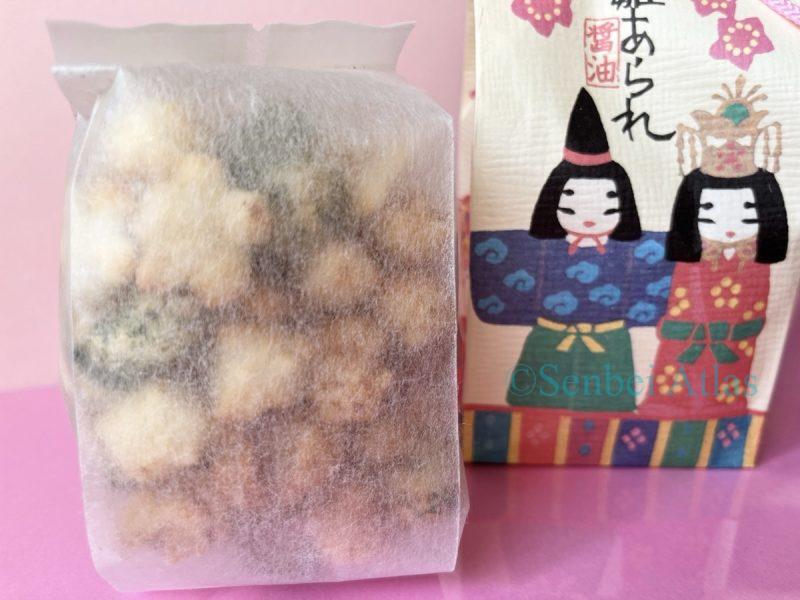 The inner and outer packaging of Ginza Akebono (銀座あけぼの) Hina-arare (ひなあられ) Shoyu-arare (醤油あられ).