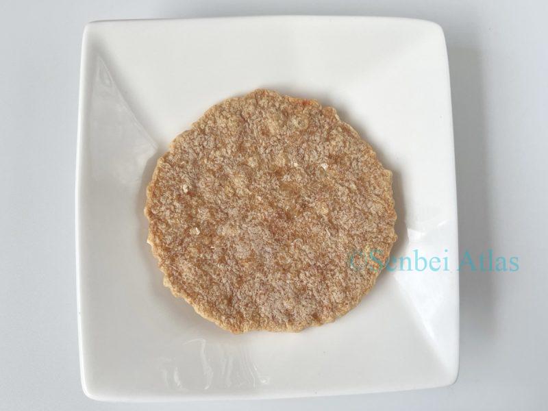 Yukari (ゆかり) shrimp cracker on a plate